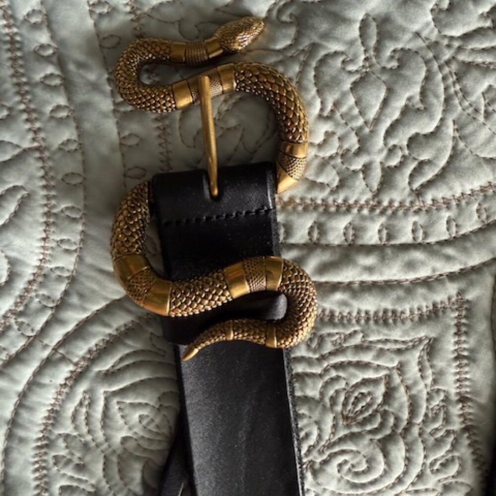 Gucci Men's Black Belt with brass snake buckle